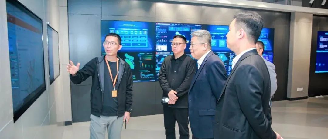 上海人为智能钻研院一行到访庄闲游戏·(中国区)有限公司官网科技参观调研